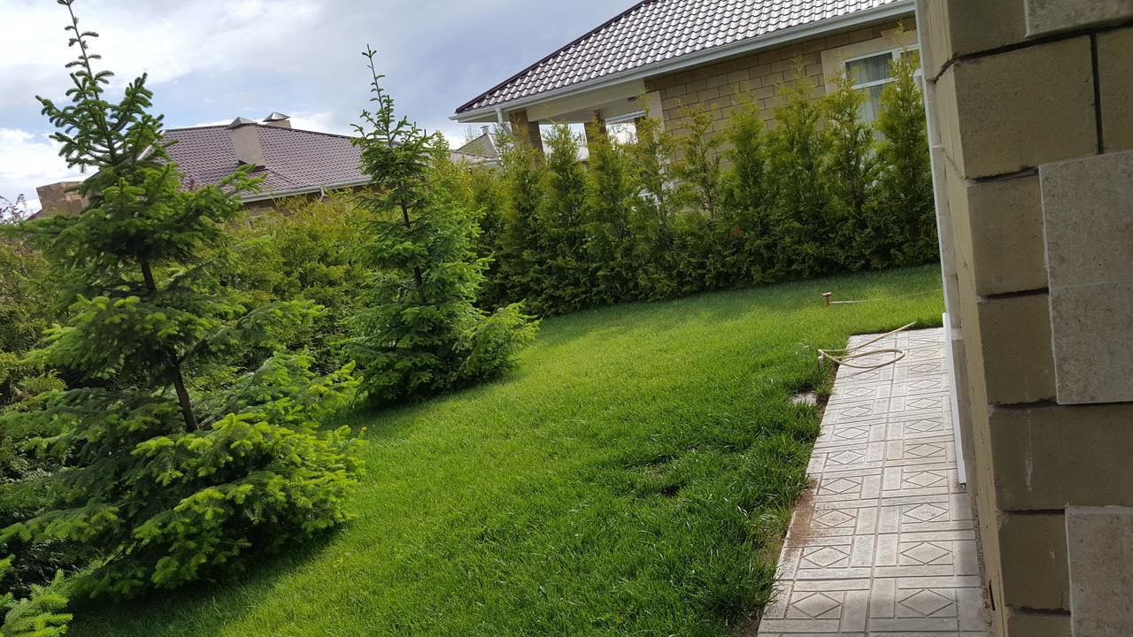 Karven Four Seasons Otel Chon-Sary-Oy Dış mekan fotoğraf