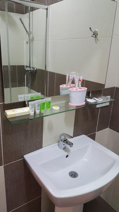 Karven Four Seasons Otel Chon-Sary-Oy Dış mekan fotoğraf